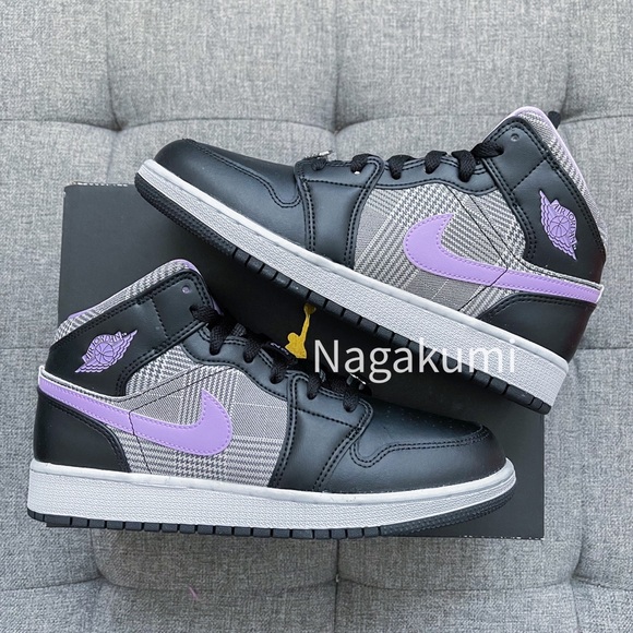 🍇 Nike Air Jordan 1 Mid Grape gingham shoes - big kids - Picture 3 of 4